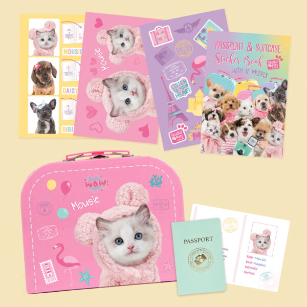 studio-pets-ragdoll-mousie-kitten-pluche-knuffel-16cm-met-koffer-sickeboek-paspoort-set